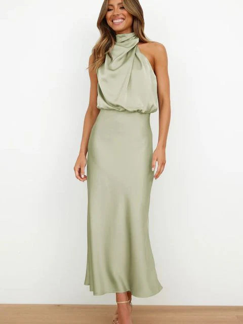 Isa | Off-Shoulder Midiklänning