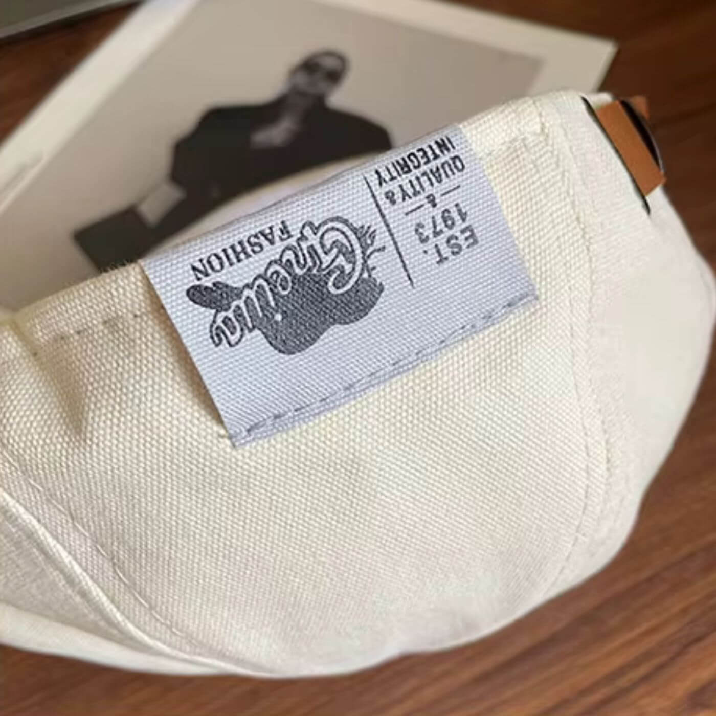 Albin™ | Tidlös hatt med en modern touch