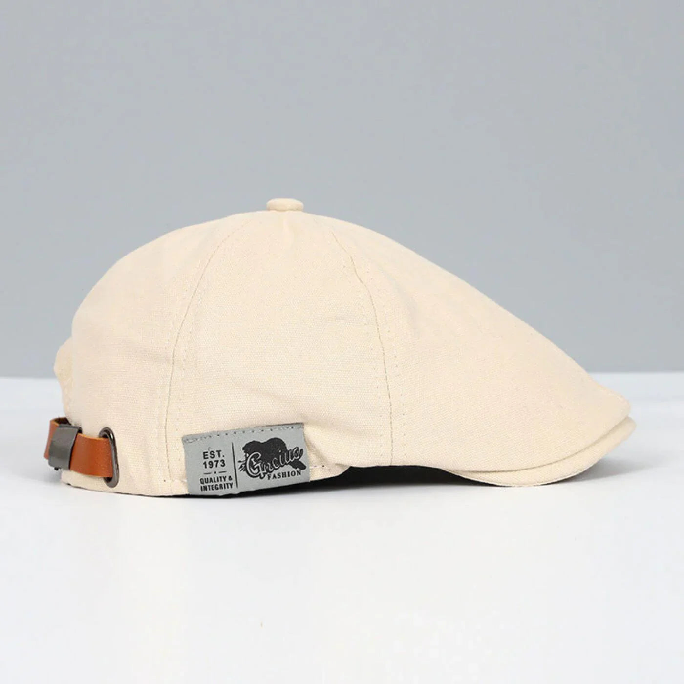 Albin™ | Tidlös hatt med en modern touch
