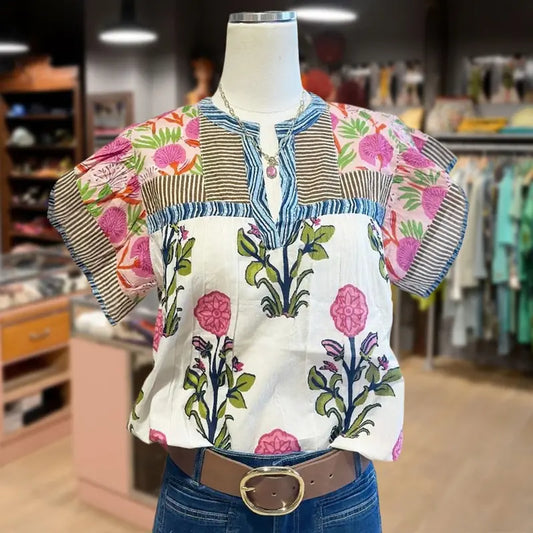 Ylva™ | Broderad Boho-Blus